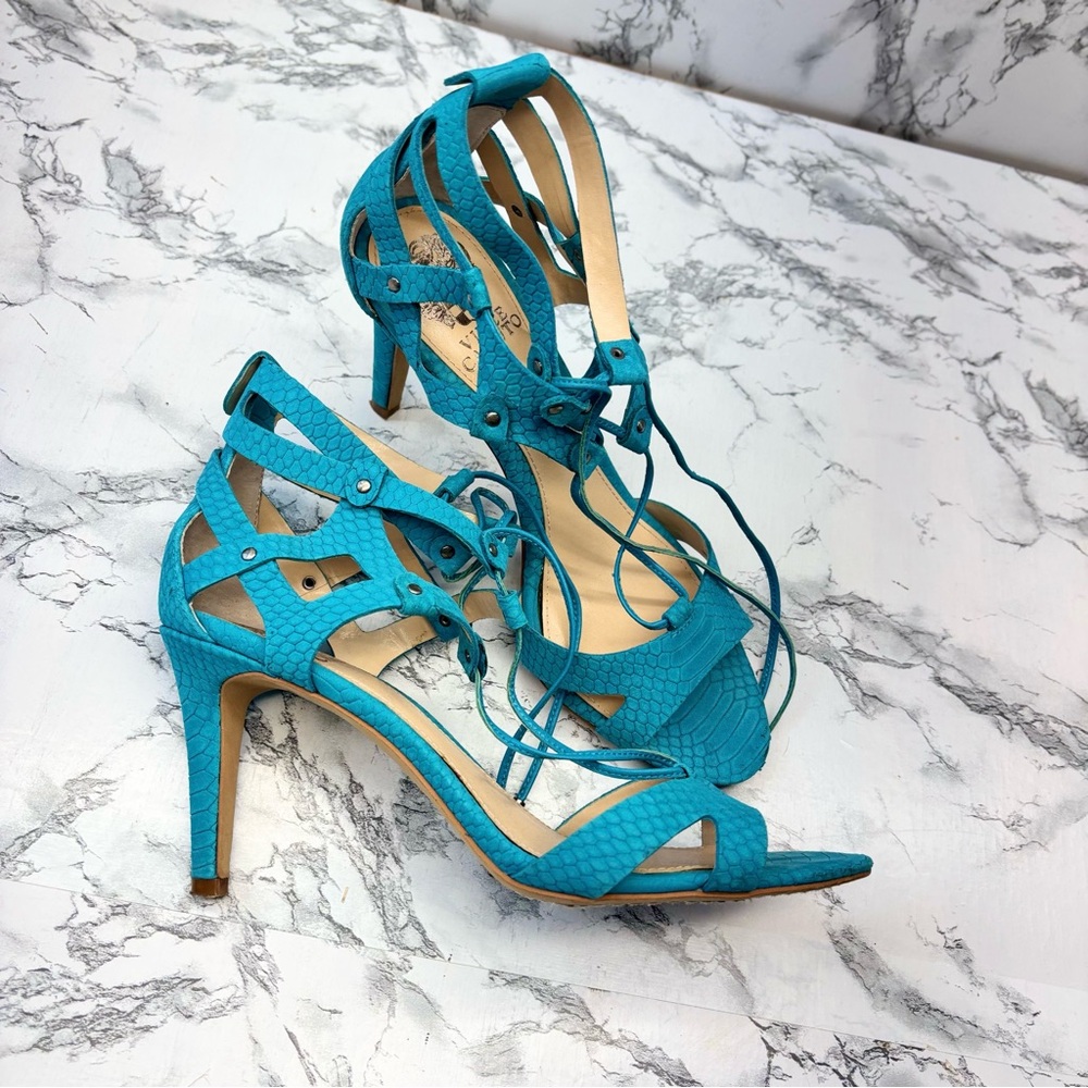 Vince Camuto Turquoise snake embossed Strappy Heels size 9